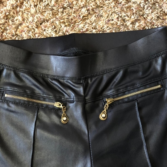 Almost new Leather-LIKE legging - Picture 3 of 7